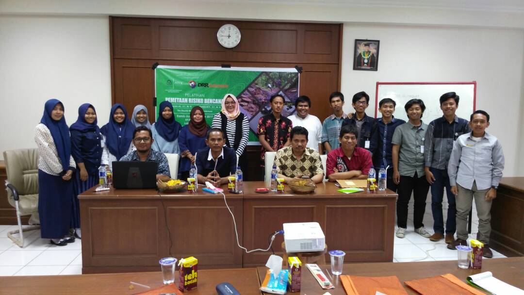 Gambar PENINGKATAN SKILL TEKNOLOGI INFORMASI PERENCANAAN DAN PEMETAAN SISTEM INFORMASI GEOGRAFIS